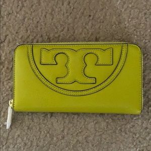Tory Burch Wallet